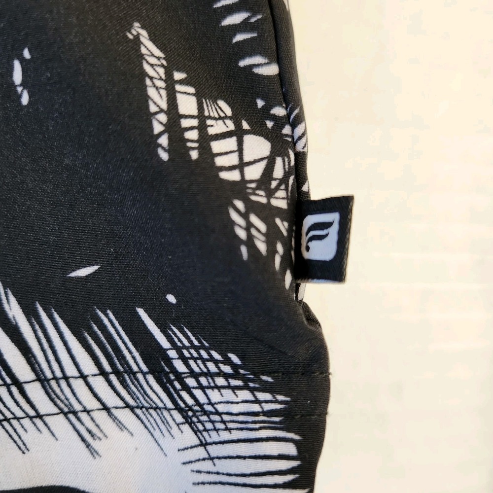 Fabletics Diana Bomber Jacket Womens Small Black & White Malibu Leaf Print Top - Picture 12 of 16